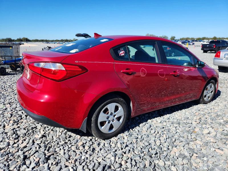 64197046 :رقم المزاد ، KNAFX4A65F5393244 vin ، 2015 Kia Forte مزاد بيع