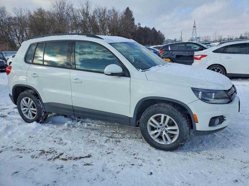 Продажа на аукционе авто 2016 Volkswagen Tiguan Tre, vin: WVGHV7AX3GW567072, номер лота: 73835715