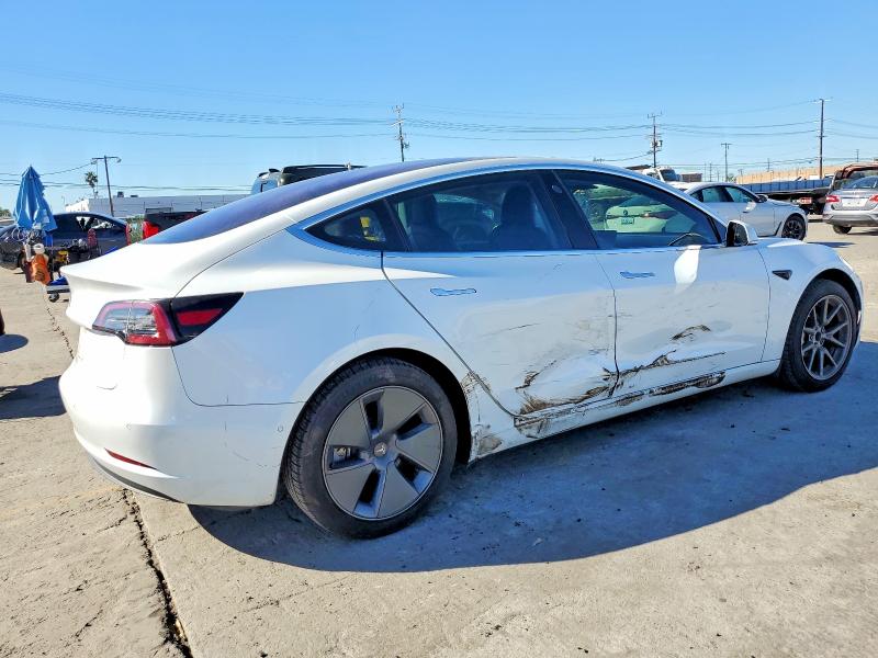 72792425 :رقم المزاد ، 5YJ3E1EA1JF026289 vin ، 2018 Tesla Model 3 مزاد بيع