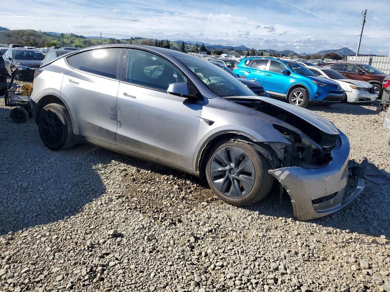 74112115 :رقم المزاد ، 7SAYGDED0SF227861 vin ، 2025 Tesla Model Y مزاد بيع