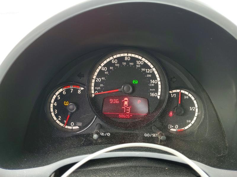 2013 Volkswagen Beetle მანქანა იყიდება აუქციონზე, vin: 3VWJP7AT1DM624424, აუქციონის ნომერი: 99837395
