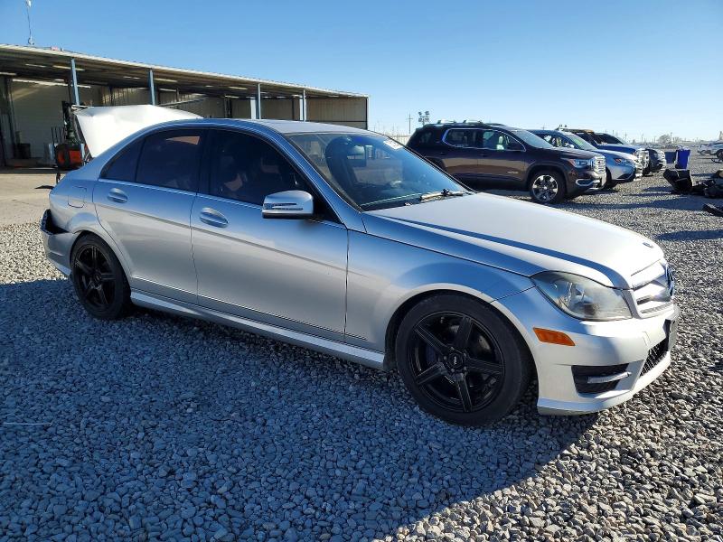 Продаж на аукціоні авто 2012 Mercedes-benz C, vin: WDDGF8BB2CR193865, номер лоту: 73512955