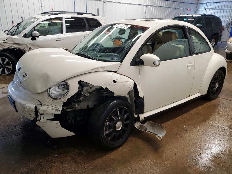 73823675 :رقم المزاد ، 3VWCK31CX5M415779 vin ، 2005 Volkswagen New Beetle مزاد بيع