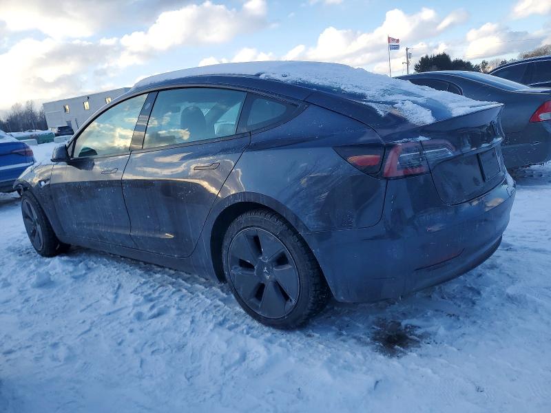 Продажа на аукционе авто 2022 Tesla Model 3, vin: 5YJ3E1EB2NF323439, номер лота: 73718115