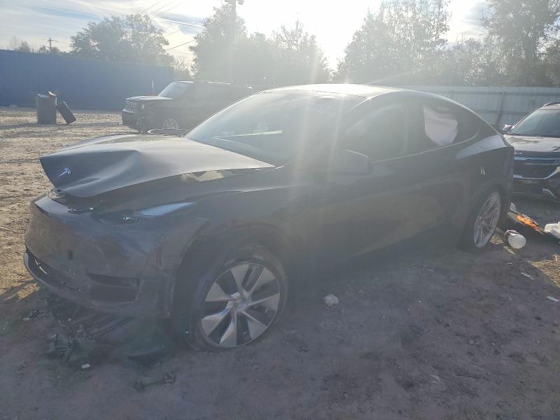 Продажа на аукционе авто 2024 Tesla Model Y, vin: 7SAYGDED3RF035232, номер лота: 72161575