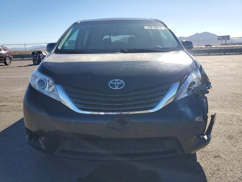 72915915 :رقم المزاد ، 5TDYK3DC4BS050306 vin ، 2011 Toyota Sienna مزاد بيع