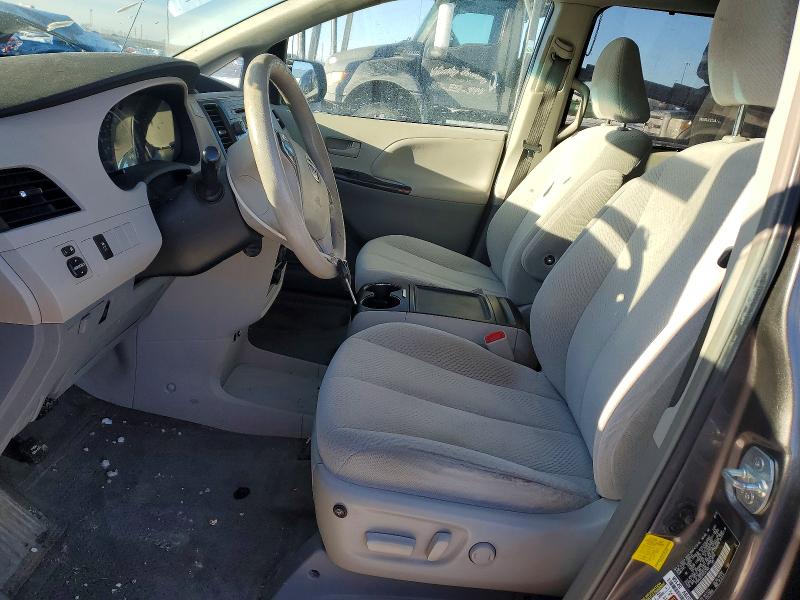 73163065 :رقم المزاد ، 5TDKK3DCXDS347802 vin ، 2013 Toyota Sienna مزاد بيع