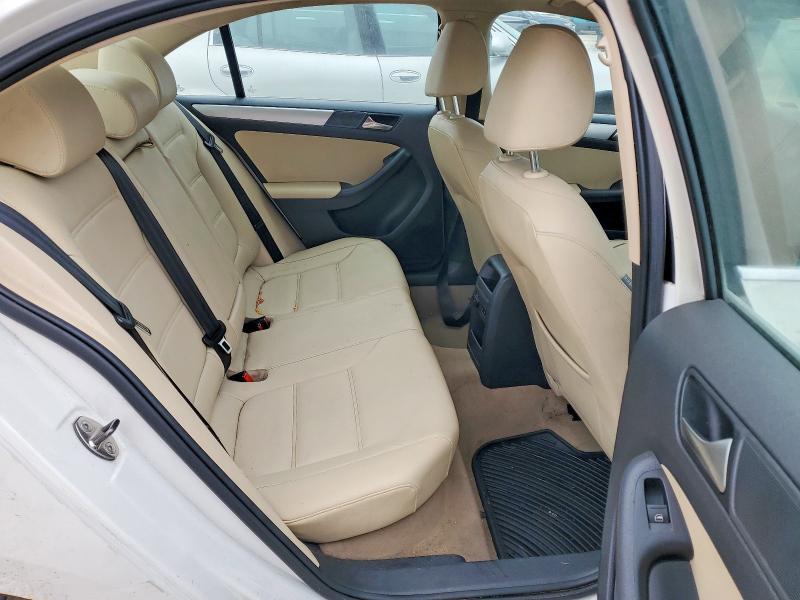 Auction sale of the 2011 Volkswagen Jetta, vin: 3VWLZ7AJ3BM003796, lot number: 99115315