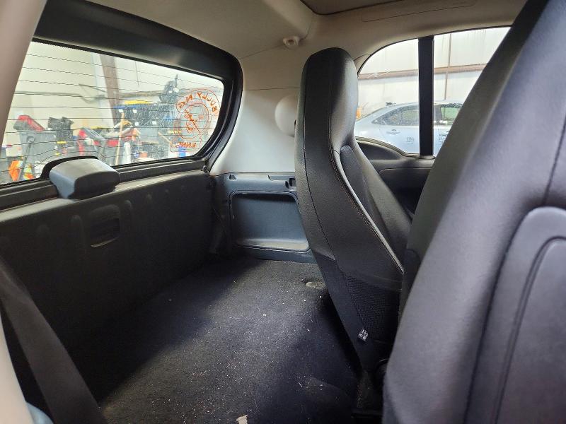 75391715 :رقم المزاد ، WMEEJ3BA9EK761486 vin ، 2014 Smart Fortwo Pur مزاد بيع