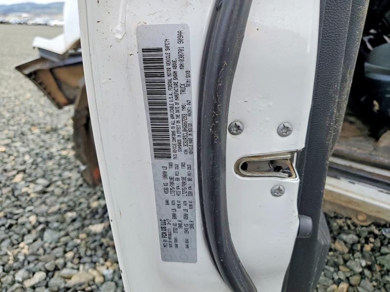 98851865 :رقم المزاد ، 3C6UR5CL8HG667293 vin ، 2017 Ram 2500 مزاد بيع