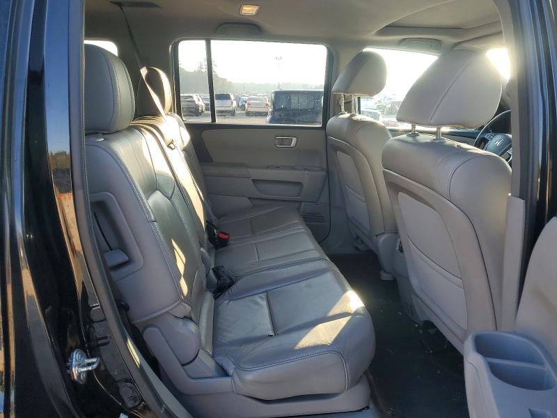 74502615 :رقم المزاد ، 5FNYF3H56FB015986 vin ، 2015 Honda Pilot مزاد بيع