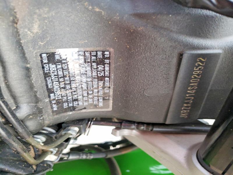 98398655 :رقم المزاد ، JKBZXJJ14SA029522 vin ، 2025 Kawasaki Zx636 مزاد بيع