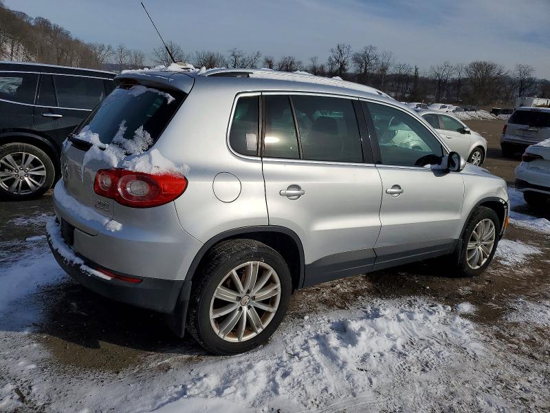 Продаж на аукціоні авто 2011 Volkswagen Tiguan, vin: WVGBV7AX0BW518992, номер лоту: 74060955