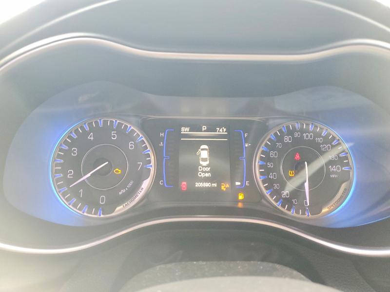 Продаж на аукціоні авто 2015 Chrysler 200, vin: 1C3CCCAB8FN653262, номер лоту: 99433585