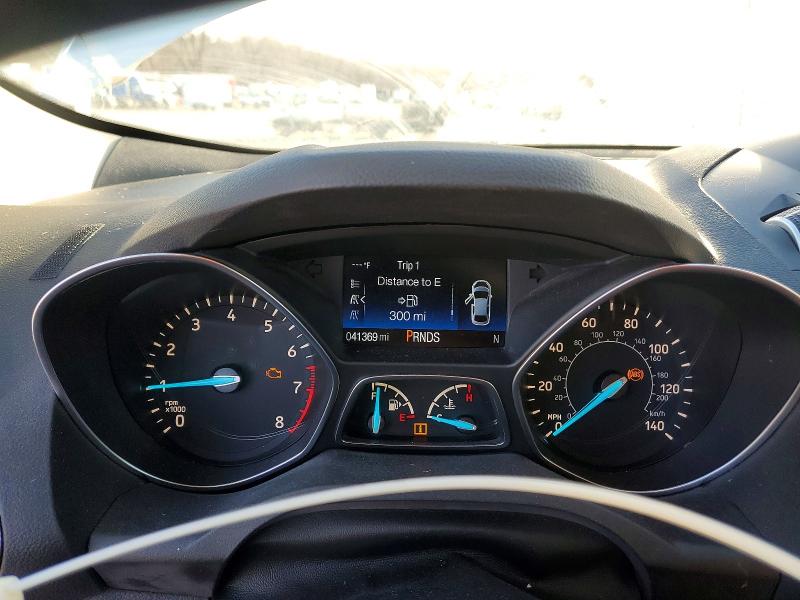 Продажа на аукционе авто 2017 Ford Escape, vin: 1FMCU0JD5HUA32199, номер лота: 98689215