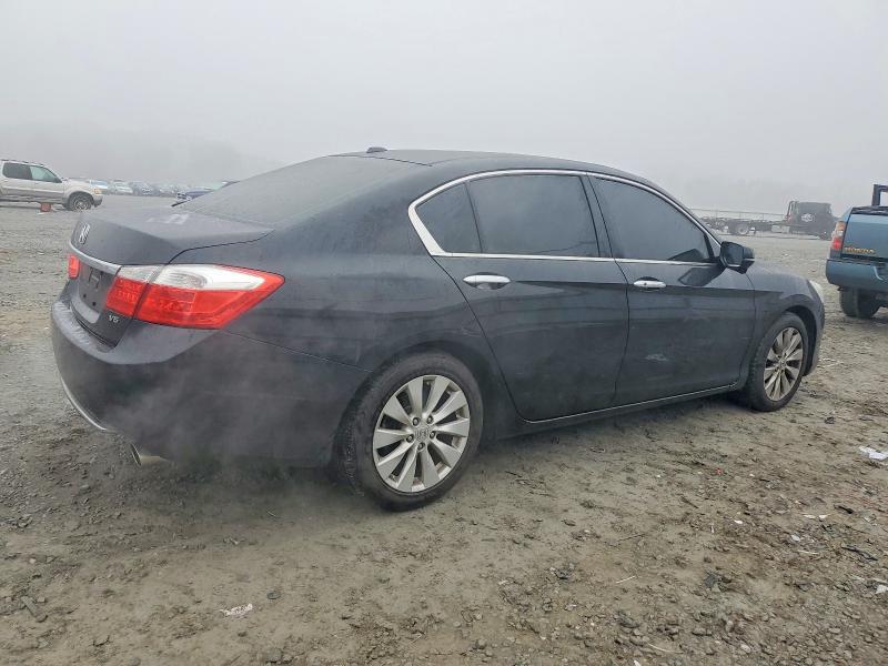 Продажа на аукционе авто 2015 Honda Accord Exl, vin: 1HGCR3F8XFA012582, номер лота: 72414535