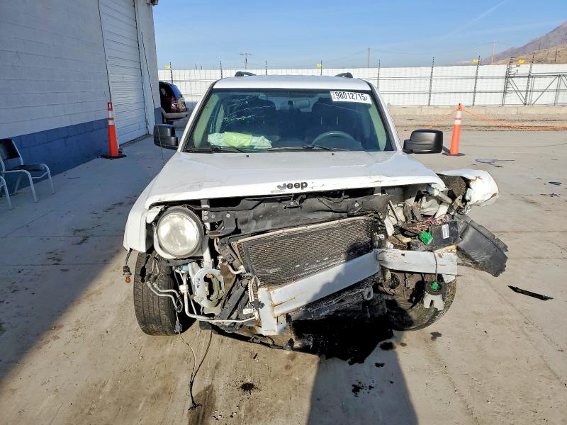 98012715 :رقم المزاد ، 1C4NJPBAXED731598 vin ، 2014 Jeep Patriot مزاد بيع