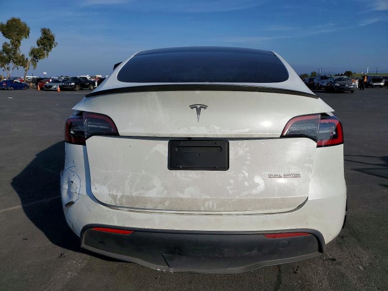 Продаж на аукціоні авто 2023 Tesla Model Y, vin: 7SAYGDEF1PF693842, номер лоту: 74692595