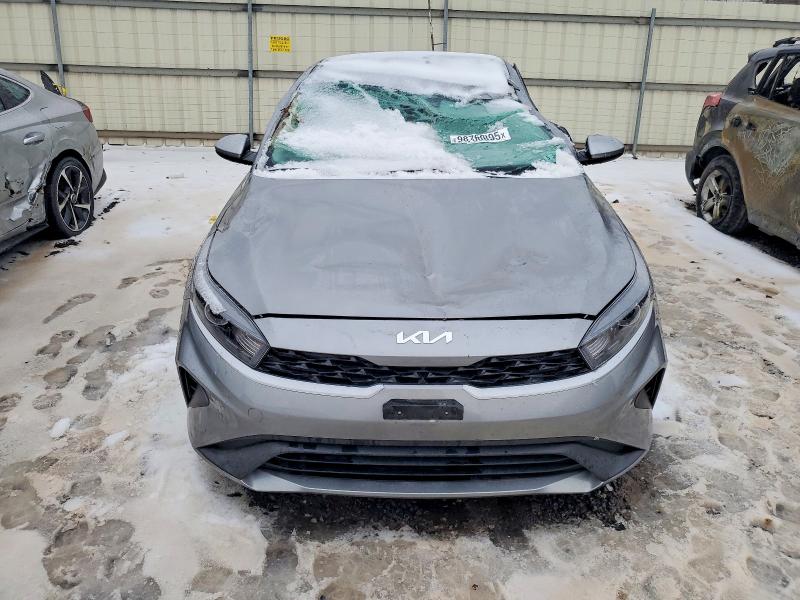 2024 Kia Forte მანქანა იყიდება აუქციონზე, vin: 3KPF24AD7RE755504, აუქციონის ნომერი: 98760895