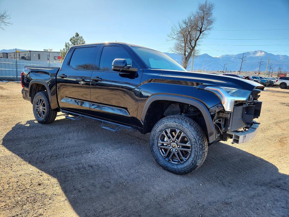 Продажа на аукционе авто 2024 Toyota Tundra, vin: 5TFLA5DB0RX169698, номер лота: 75267245