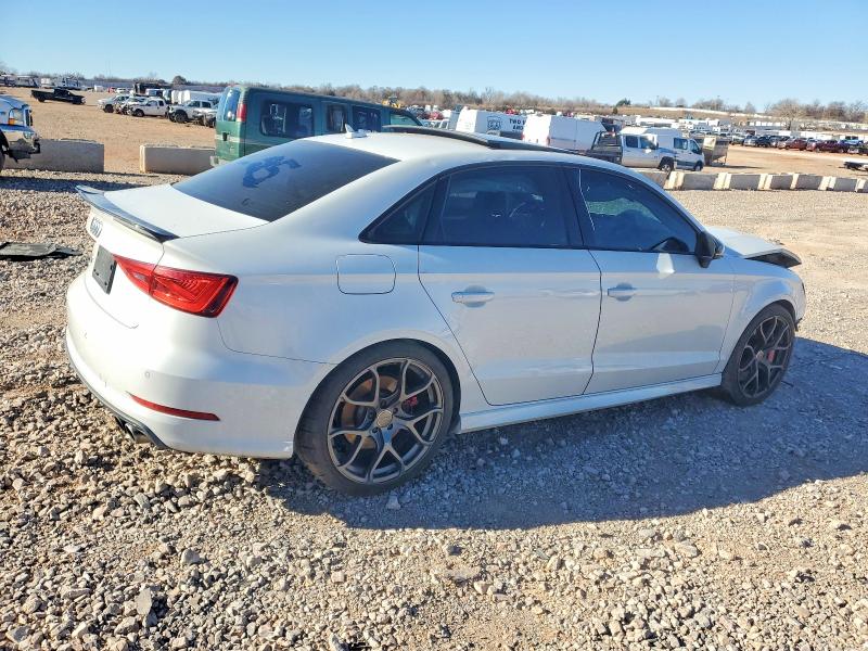 Продажа на аукционе авто 2016 Audi S3, vin: WAUF1GFF8G1023863, номер лота: 72682135