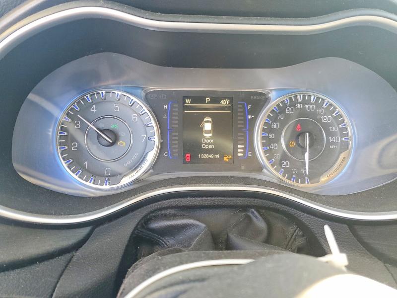 73401185 :رقم المزاد ، 1C3CCCAB0FN682965 vin ، 2015 Chrysler 200 مزاد بيع