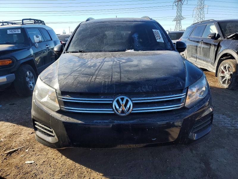2017 Volkswagen Tiguan მანქანა იყიდება აუქციონზე, vin: WVGBV7AX2HK052532, აუქციონის ნომერი: 74365955