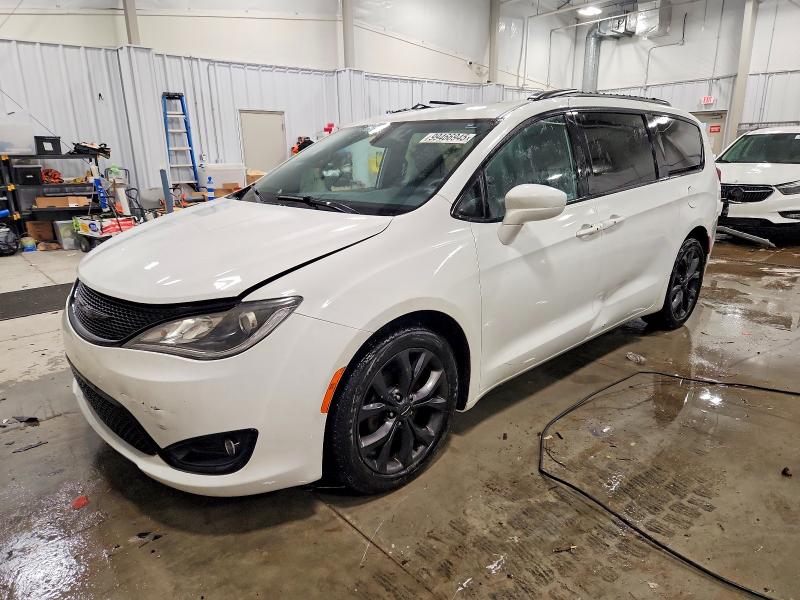 Продажа на аукционе авто 2018 Chrysler Pacifica, vin: 2C4RC1EG4JR260998, номер лота: 99466945