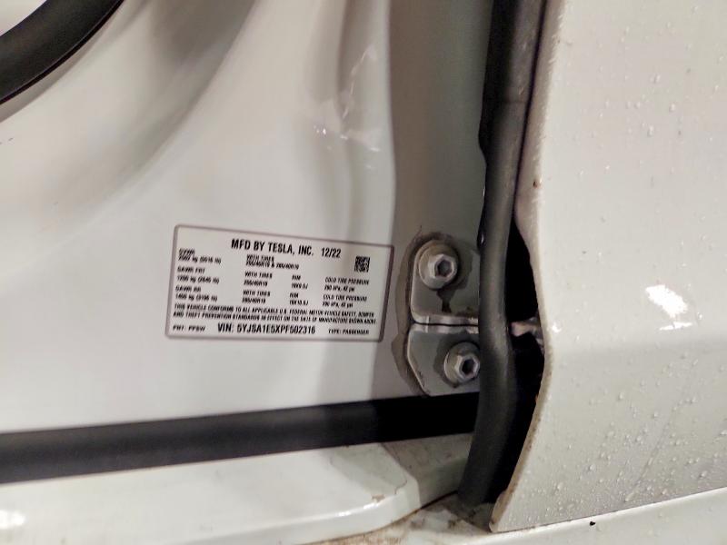 Продажа на аукционе авто 2023 Tesla Model S, vin: 5YJSA1E5XPF502316, номер лота: 74764005
