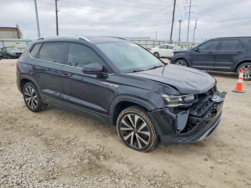 Продаж на аукціоні авто 2022 Volkswagen Taos, vin: 3VVRX7B2XNM007232, номер лоту: 74059735
