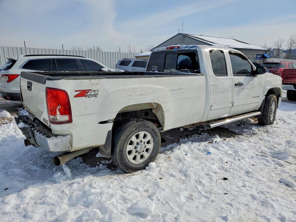 74403655 :رقم المزاد ، 1GT220C8XCZ253122 vin ، 2012 Gmc Sierra مزاد بيع