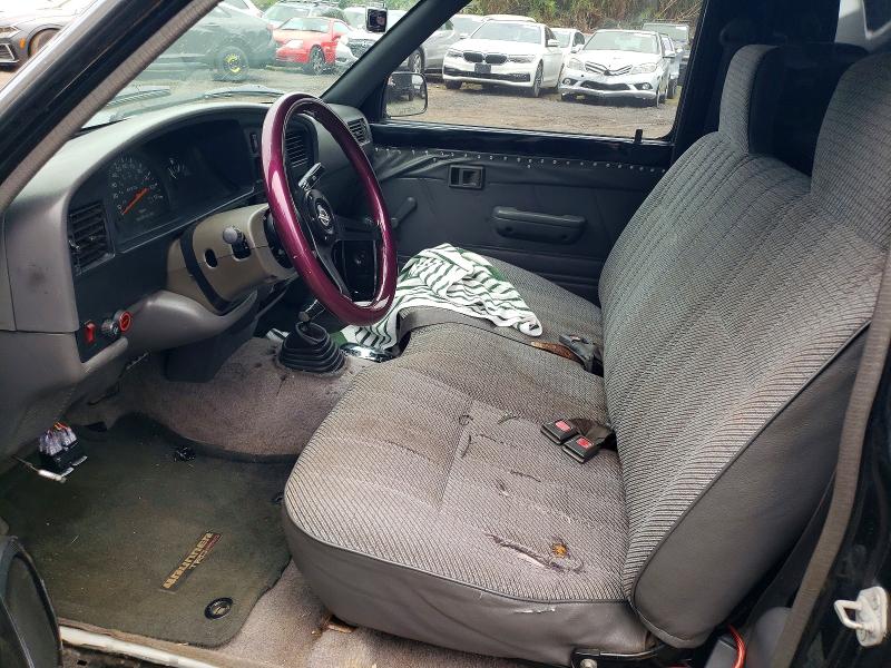 75640365 :رقم المزاد ، 4TARN81A3PZ074710 vin ، 1993 Toyota Pickup مزاد بيع