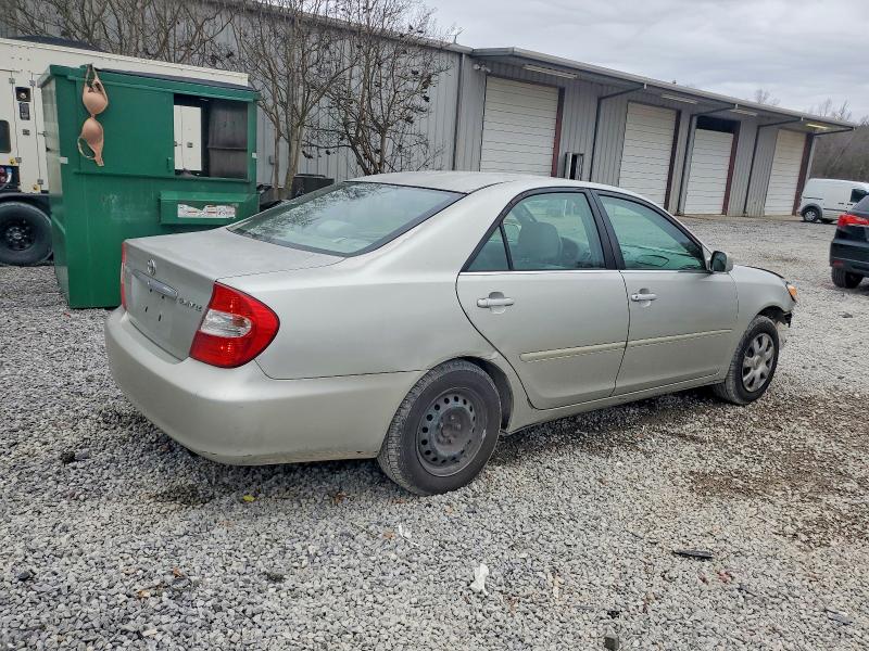 74484395 :رقم المزاد ، 4T1BE32K83U222031 vin ، 2003 Toyota Camry مزاد بيع