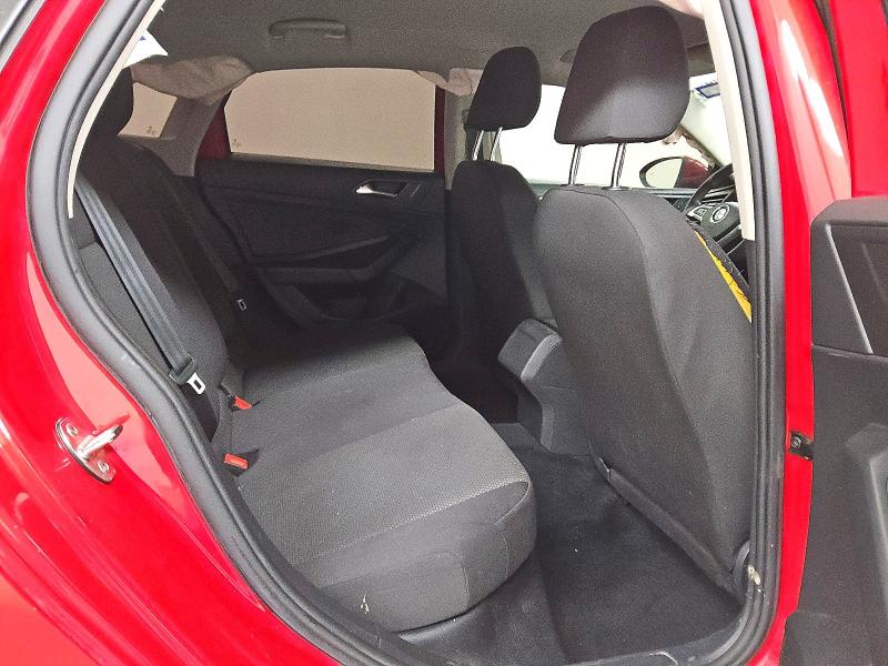 72836495 :رقم المزاد ، 3VWN57BU2KM049939 vin ، 2019 Volkswagen Jetta مزاد بيع