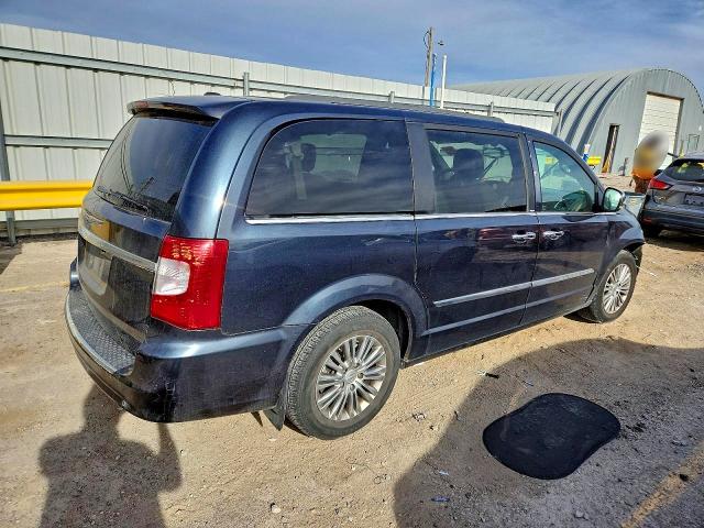 2013 Chrysler Town & Country მანქანა იყიდება აუქციონზე, vin: 2C4RC1CG5DR660883, აუქციონის ნომერი: 99637475