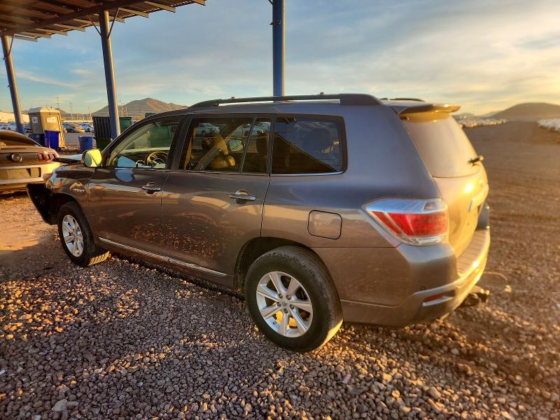 2013 Toyota Highlander მანქანა იყიდება აუქციონზე, vin: JTEBC3EH8D2016078, აუქციონის ნომერი: 72882065