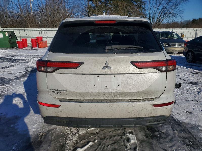 Продаж на аукціоні авто 2022 Mitsubishi Outlander, vin: JA4J4TA86NZ019194, номер лоту: 74012605