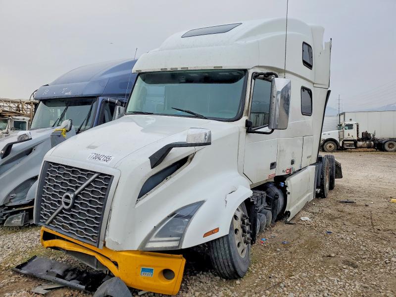 Продаж на аукціоні авто 2022 Volvo Vn, vin: 4V4NC9EHXNN605156, номер лоту: 73042155