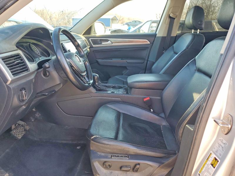 Продажа на аукционе авто 2018 Volkswagen Atlas, vin: 1V2ER2CAXJC521866, номер лота: 73919745