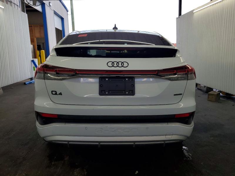 98433245 :رقم المزاد ، WA132BFZ3PP061072 vin ، 2023 Audi Q4 E-tron مزاد بيع