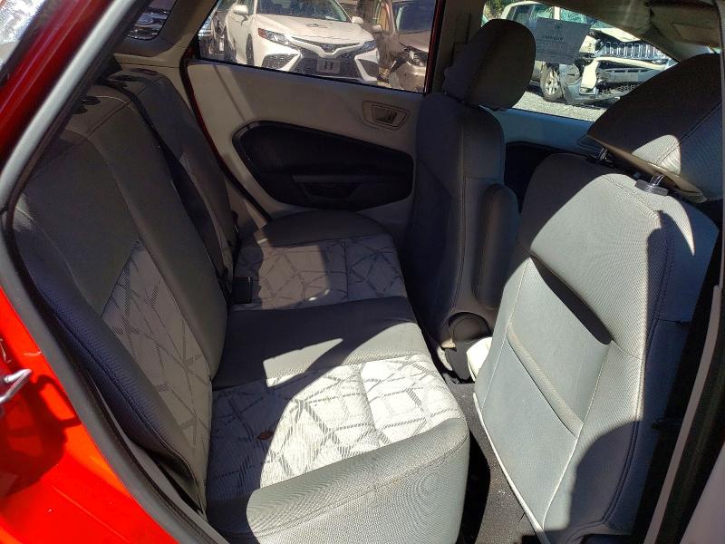 96554615 :رقم المزاد ، 3FADP4BJ5DM186279 vin ، 2013 Ford Fiesta مزاد بيع