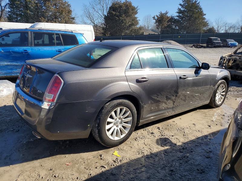 2013 Chrysler 300 მანქანა იყიდება აუქციონზე, vin: 2C3CCAAG3DH572675, აუქციონის ნომერი: 73701165