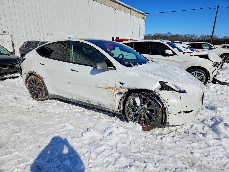 Продажа на аукционе авто 2022 Tesla Model Y, vin: 7SAYGAEE7NF522127, номер лота: 74991545