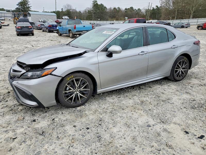 73036595 :رقم المزاد ، 4T1G11AK8PU727886 vin ، 2023 Toyota Camry Se N مزاد بيع