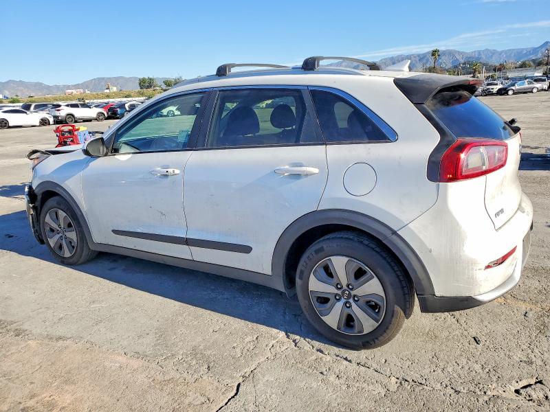 72616255 :رقم المزاد ، KNDCB3LCXK5256005 vin ، 2019 Kia Niro مزاد بيع