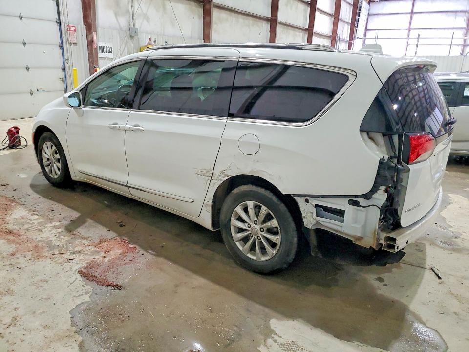 Продажа на аукционе авто 2018 Chrysler Pacifica, vin: 2C4RC1BG2JR154179, номер лота: 74355465
