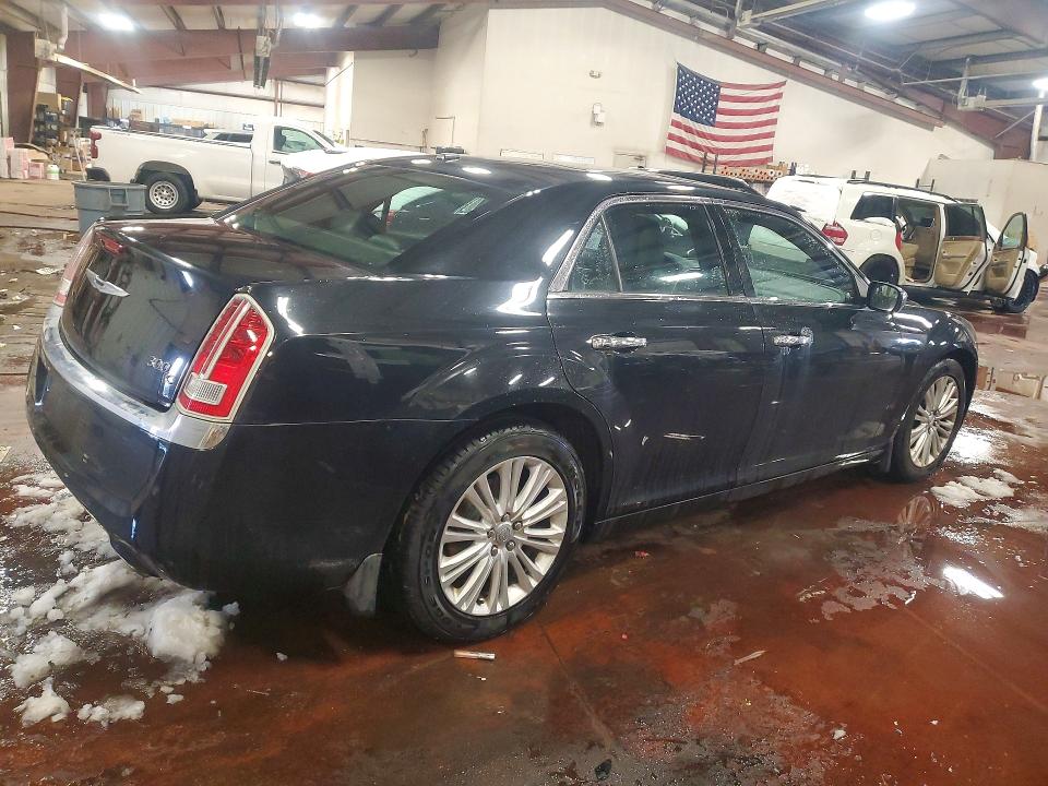 Продажа на аукционе авто 2013 Chrysler 300c, vin: 2C3CCAKT9DH717326, номер лота: 74472675