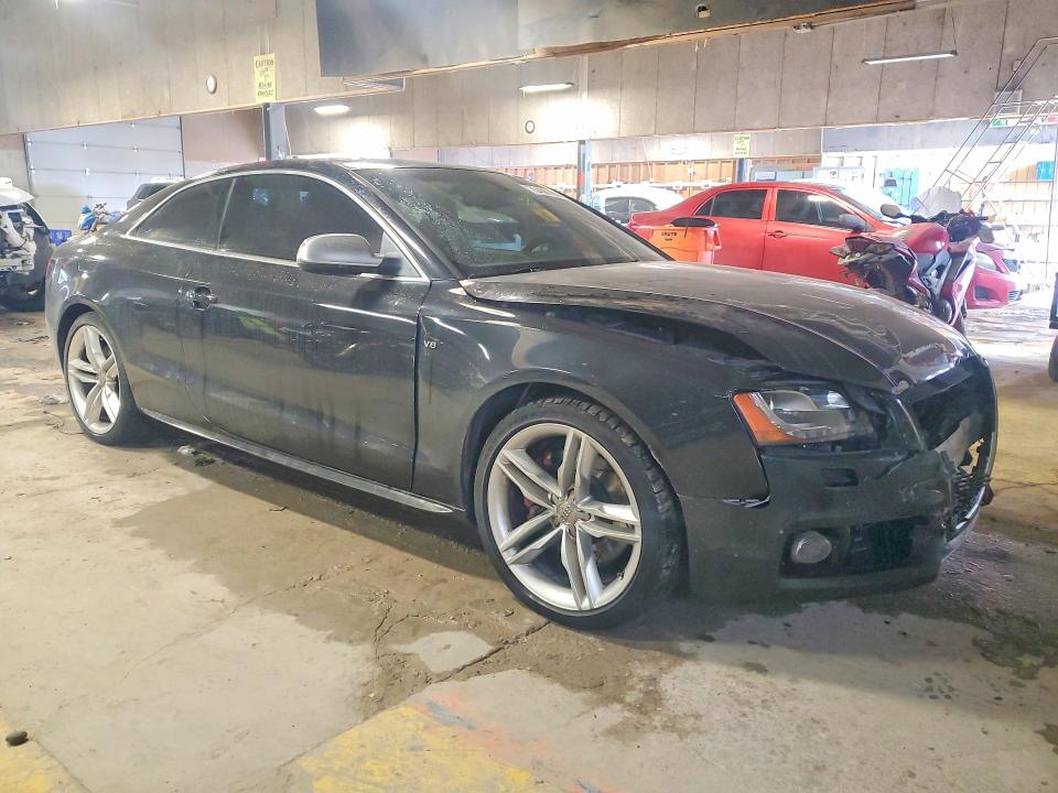 Продажа на аукционе авто 2011 Audi S5, vin: WAUGVAFR1BA000918, номер лота: 75456785