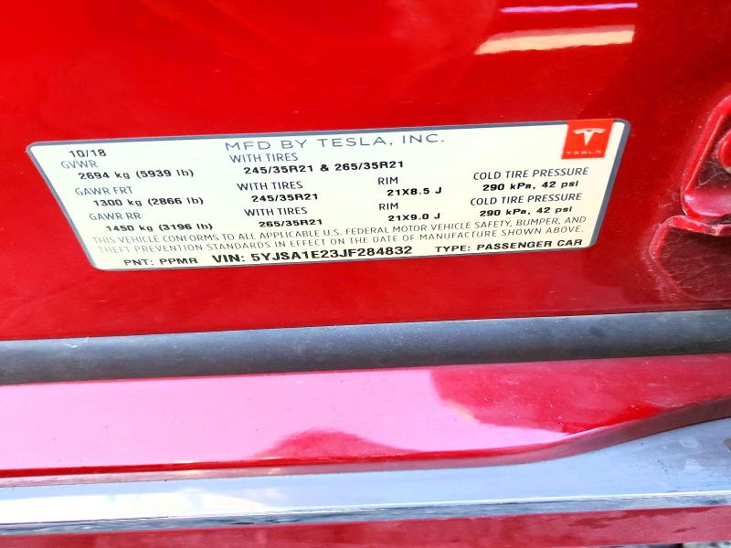75047315 :رقم المزاد ، 5YJSA1E23JF284832 vin ، 2018 Tesla Model S مزاد بيع