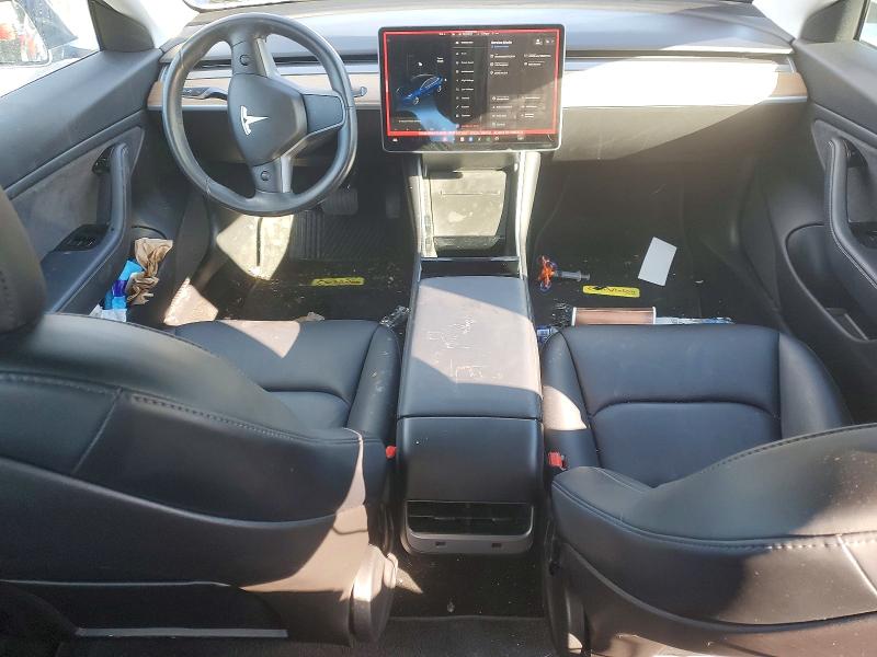 72933845 :رقم المزاد ، 5YJ3E1EB8JF133879 vin ، 2018 Tesla Model 3 مزاد بيع